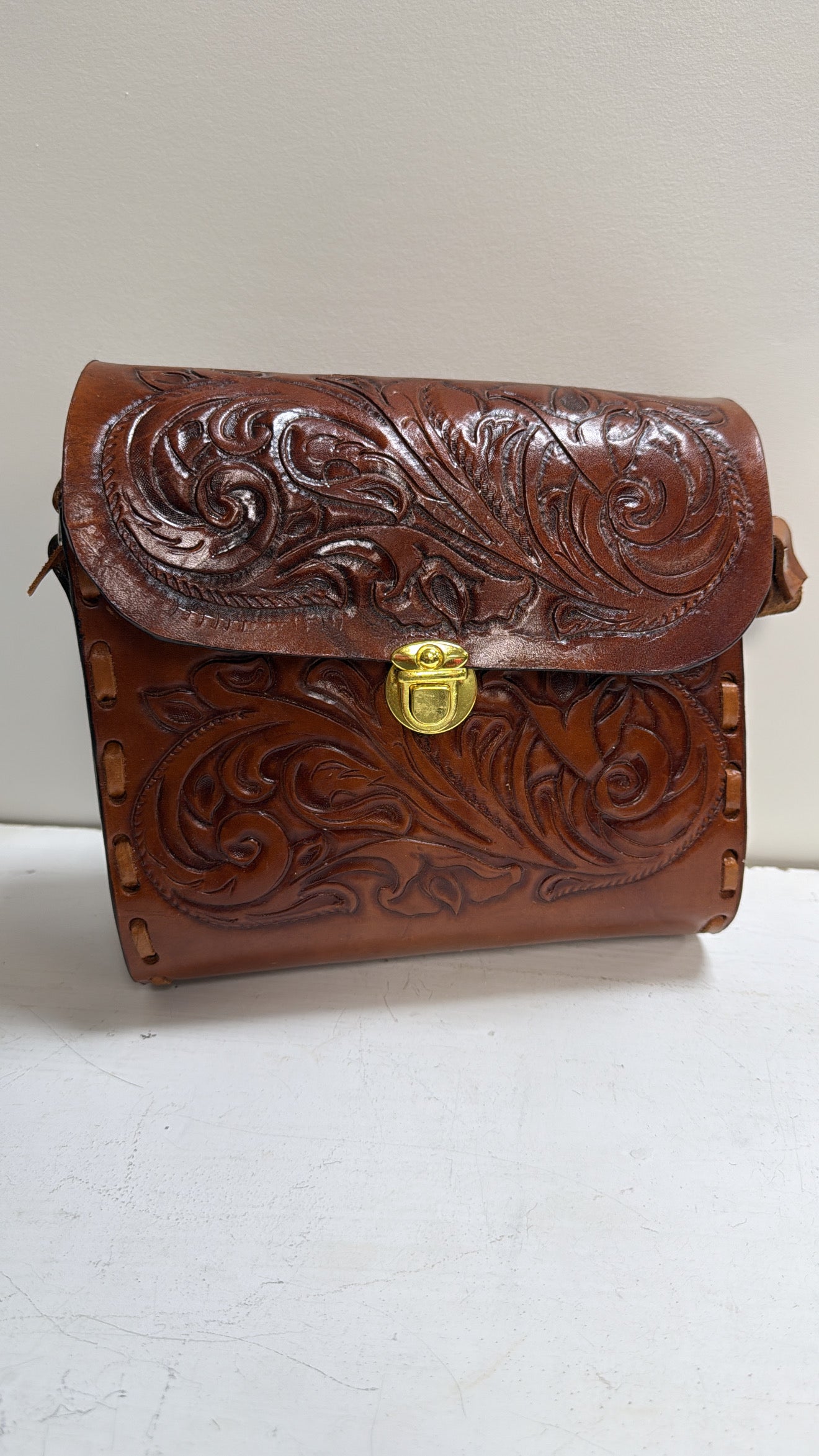 Crossbody purse