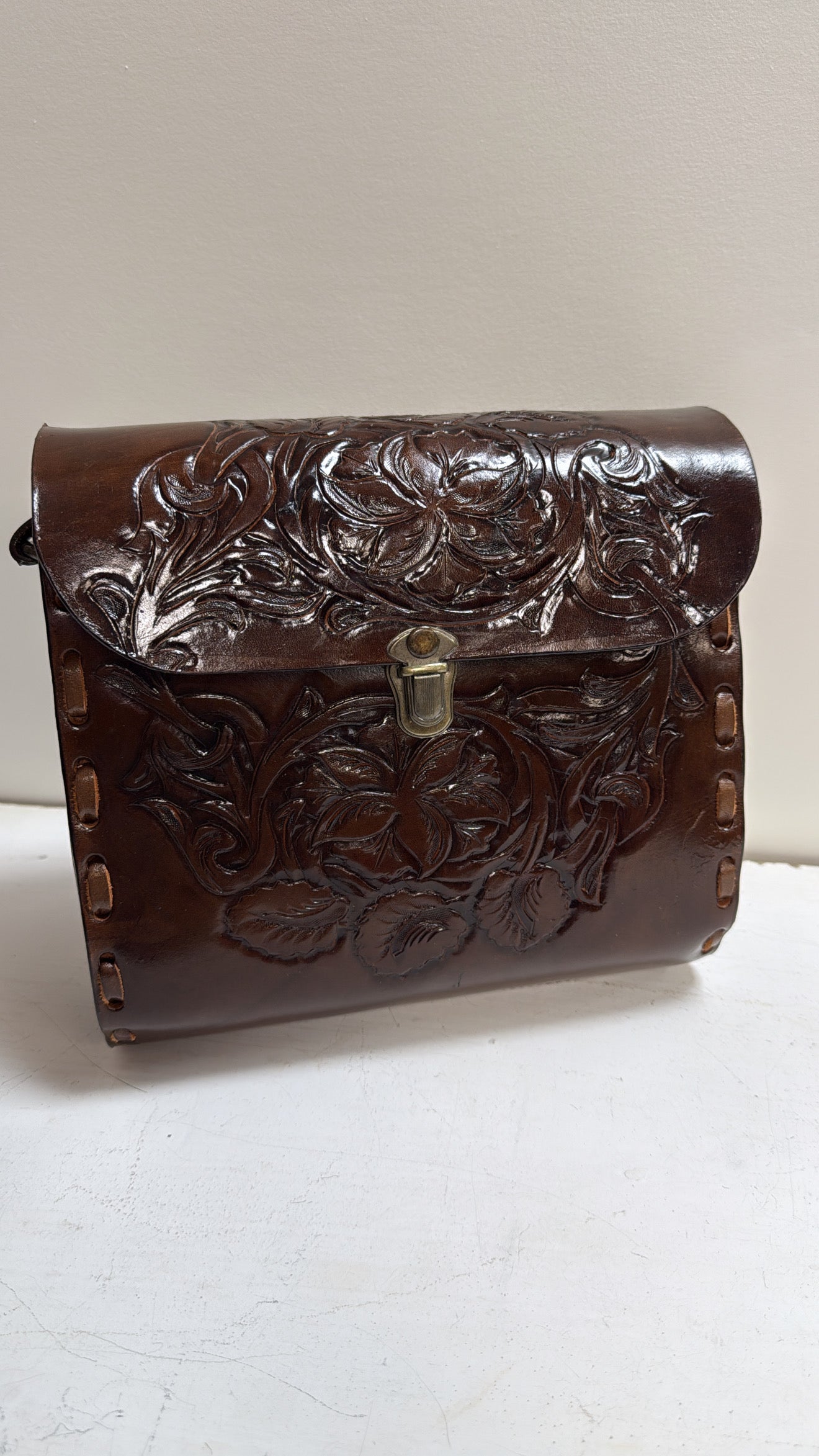 Cross body purse