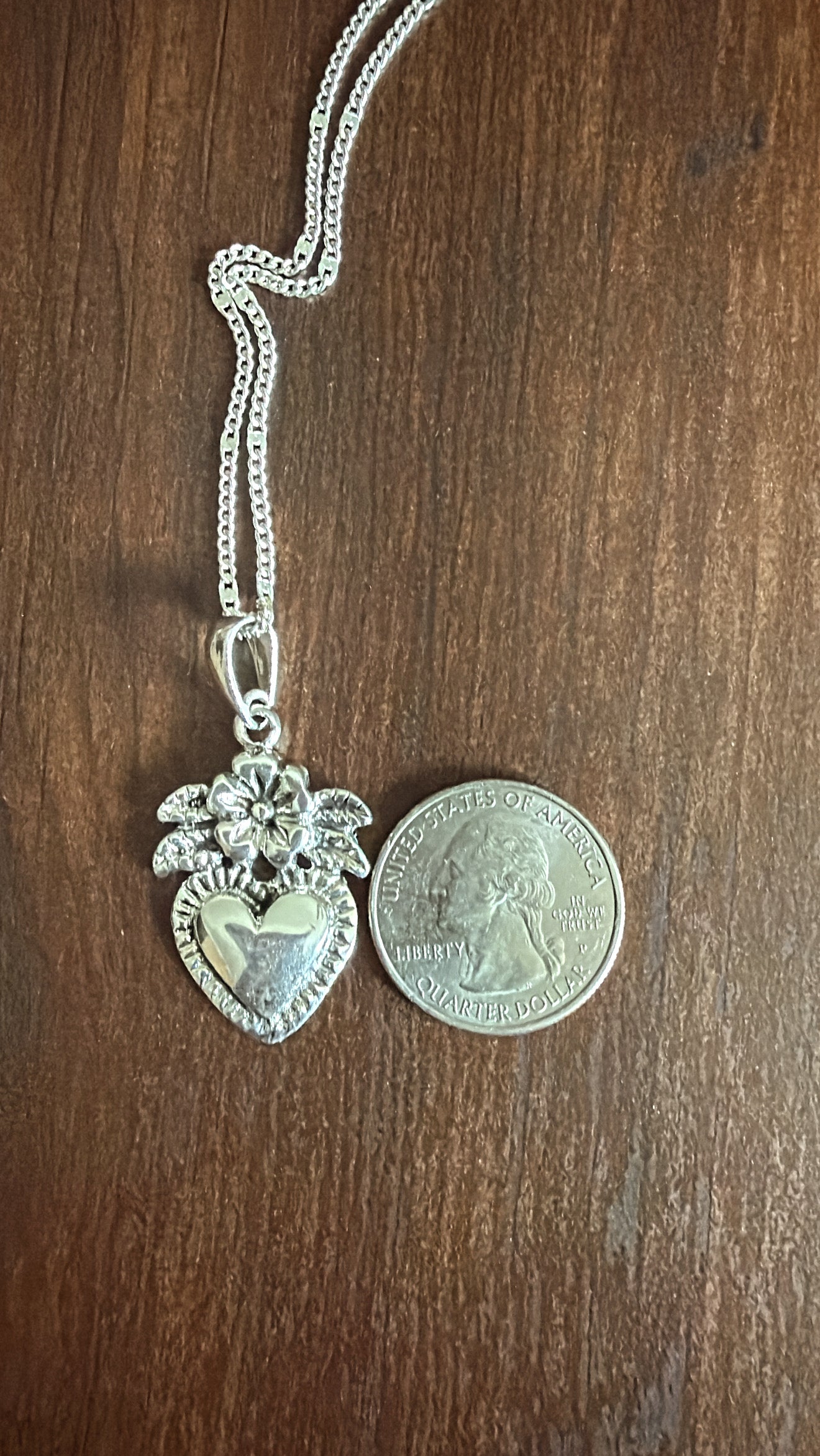 Corazón mediano necklace plata 925